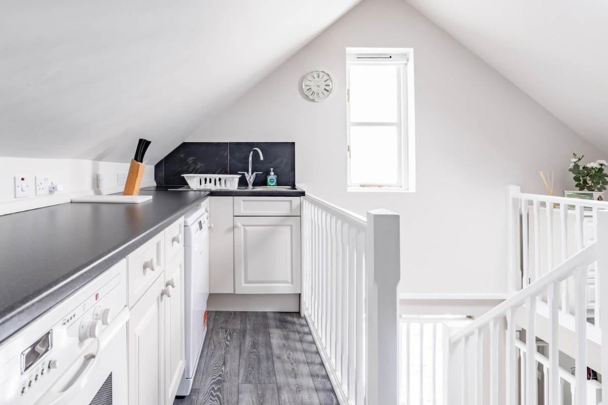 Bright, Restful Coach House In Central Sevenoaks Exterior photo